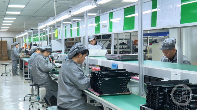 高(gāo)質量發展“開(kāi)門(mén)紅(hóng)”｜傳統汽車(chē)零部件(jiàn)企業(yè)轉型 新能(néng)源賽道(dào)上(shàng)“加速跑”