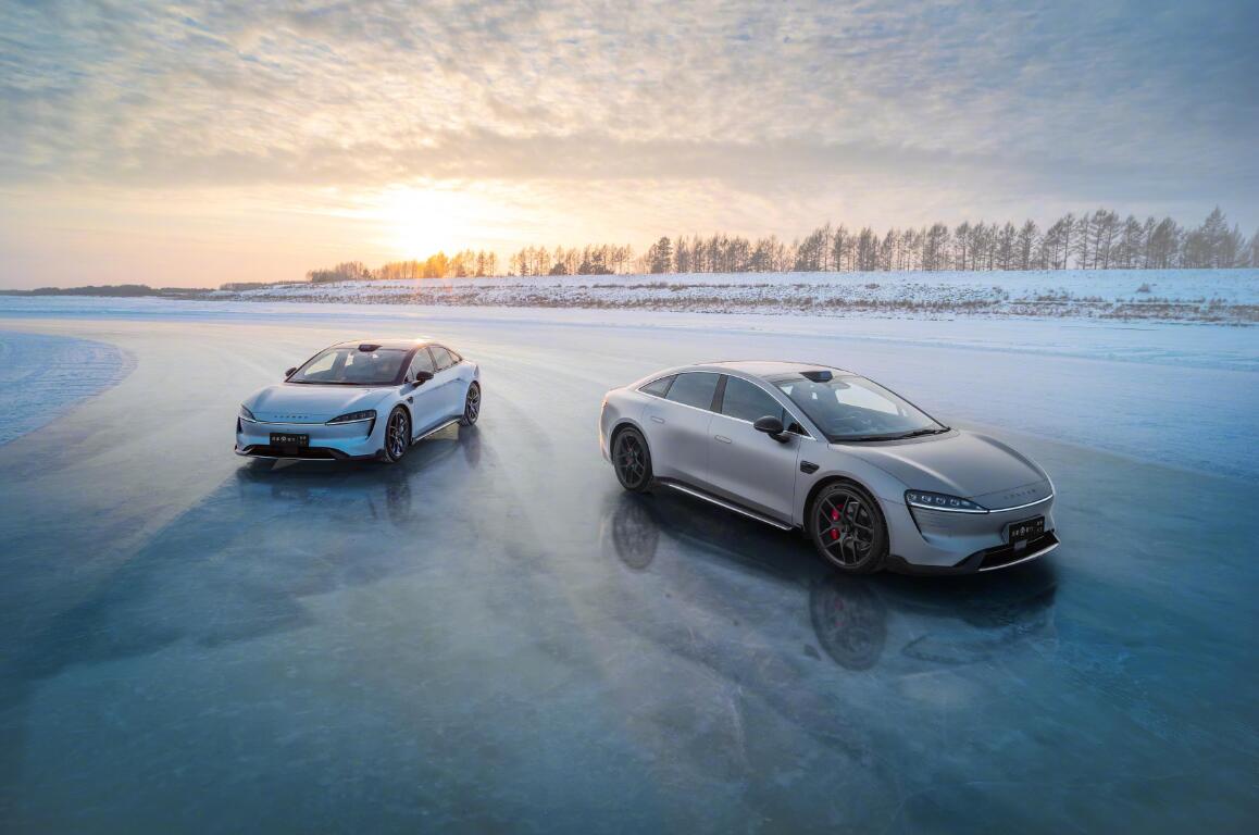 新能(néng)源汽車(chē)市(shì)場(chǎng)持續放(fàng)量 上(shàng)遊零部件(jiàn)産業(yè)加速換擋